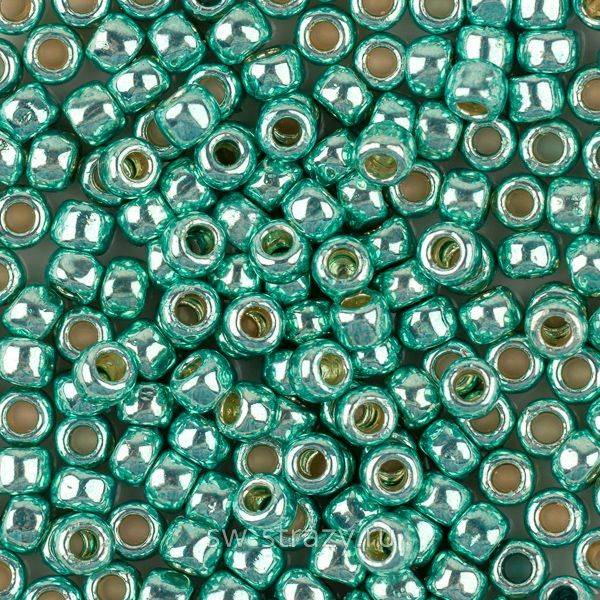 Бисер круглый 8/0 #0561PF Permanent Finish Гальванизированный зеленый