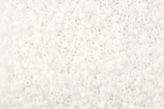 Delica Beads 11/0 DB200 Opaque Chalk White